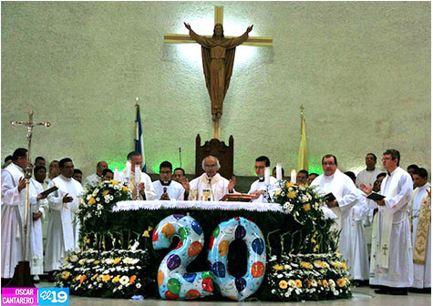 Celebran 20 aniversario de la Catedral de Managua
