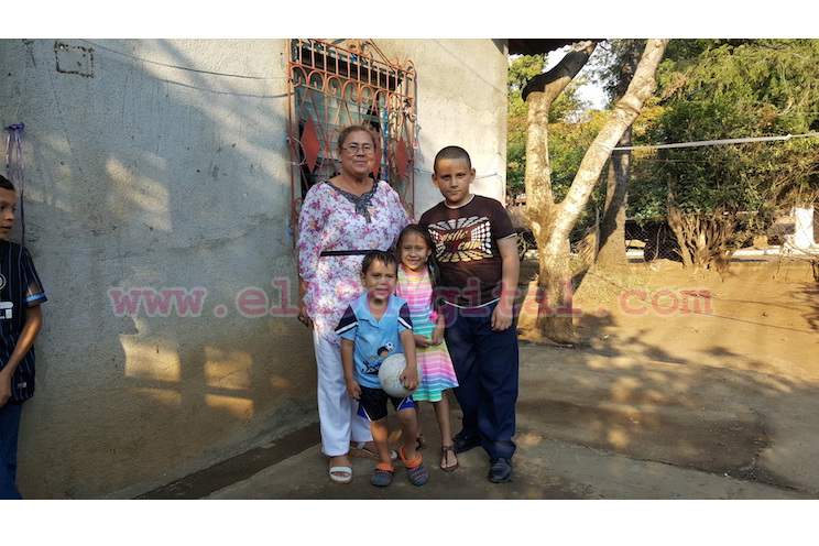 Impresionante: cuatro generaciones de maestros en un sola familia
