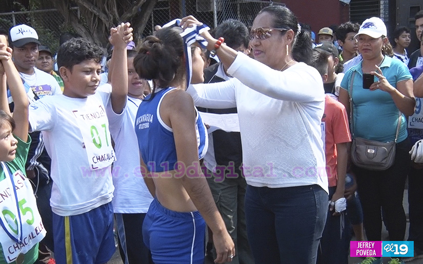 Con circuito de atletismo saludan 39 aniversario de la Insurrección de Monimbó