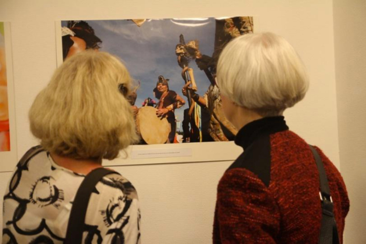 "Vida y tradiciones de Monimbó" de Oscar Duarte se exhibe en Alemania en honor a Sandino y Monimbó