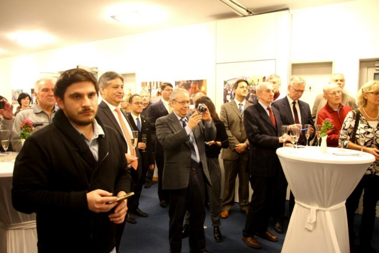 "Vida y tradiciones de Monimbó" de Oscar Duarte se exhibe en Alemania en honor a Sandino y Monimbó
