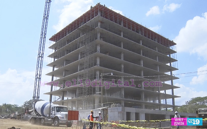 Lacayo Fiallos apuesta por los edificios de oficina