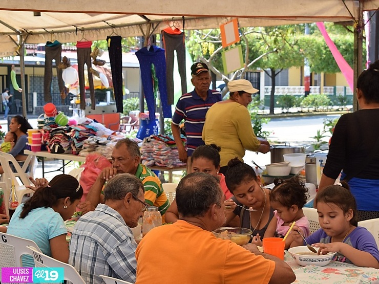 Ferias municipales atraen a nuevos protagonistas en Granada
