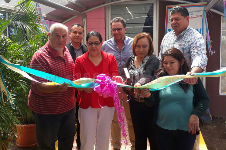 Inauguran ventanilla única de facilitación de trámites y permisos municipales