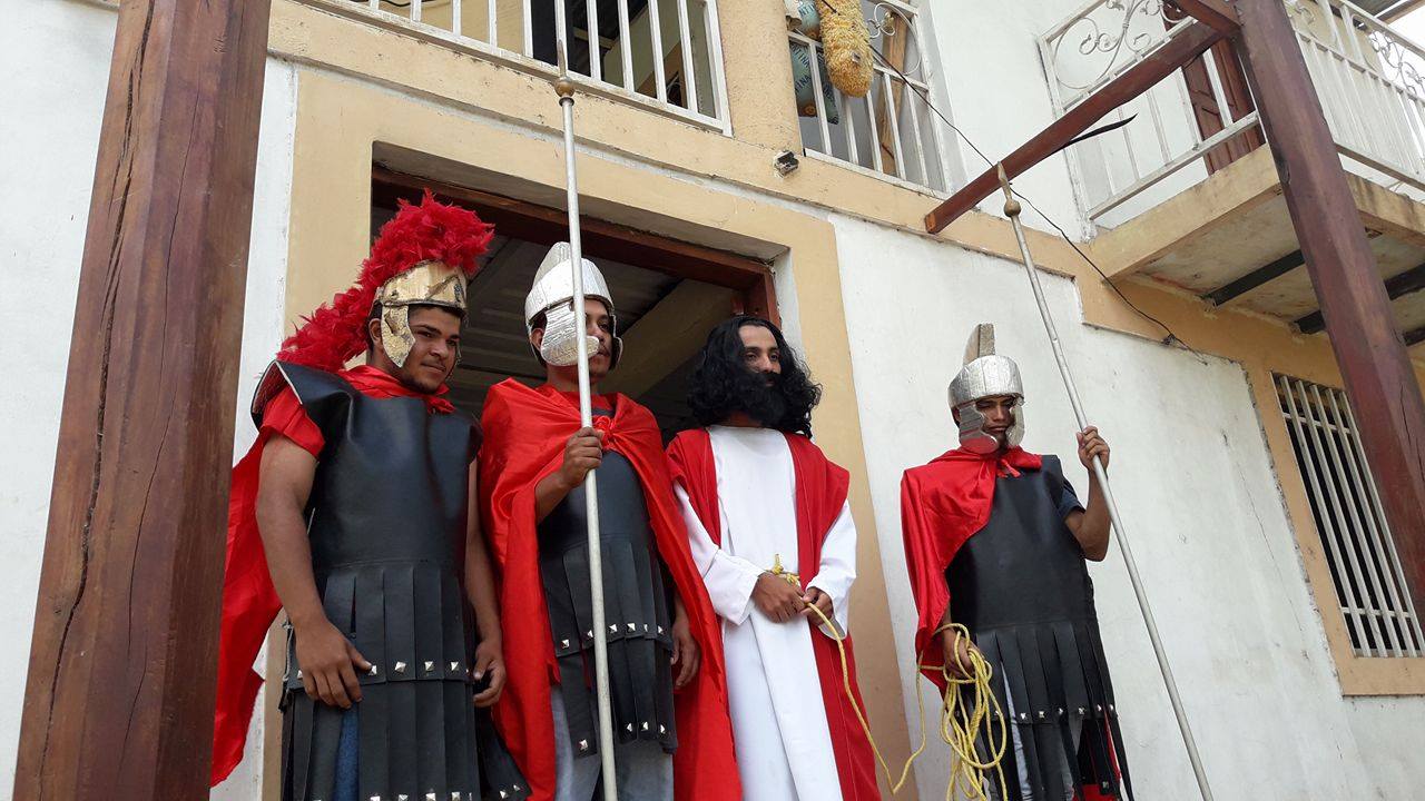 Los jóvenes que le dan vida a la tradicional Judea de San Isidro de la Cruz Verde