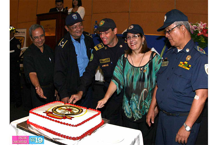 Asociación Civil de Cuerpos de Bomberos Voluntarios celebra su XX aniversario