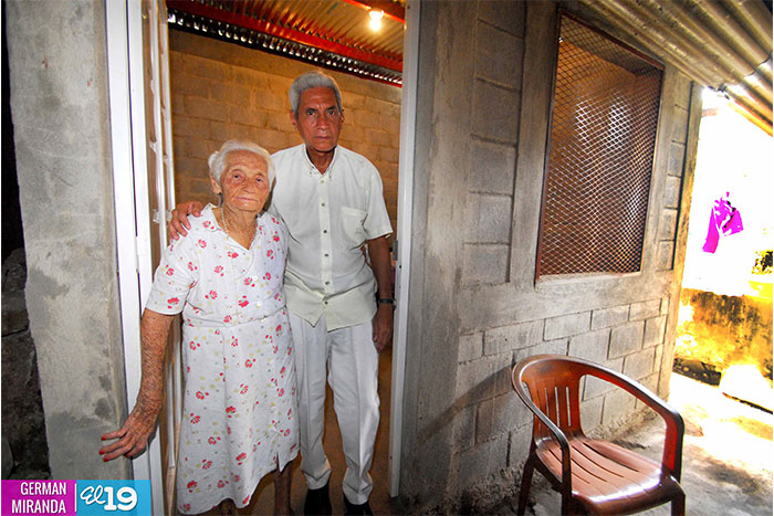 Invur entrega obras de mejoramientos a familias de Río San Juan