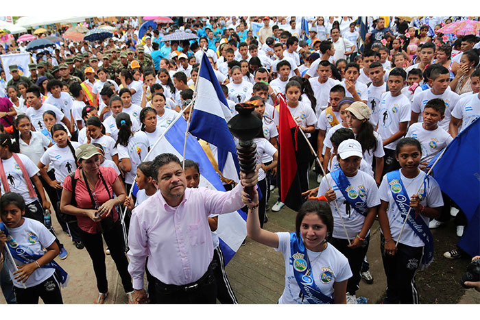 Sancarleños hacen patria conmemorando Batalla de San Jacinto e Independencia de Centroamérica 
