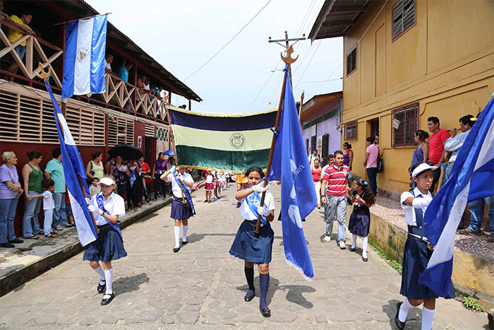 Sancarleños hacen patria conmemorando Batalla de San Jacinto e Independencia de Centroamérica 