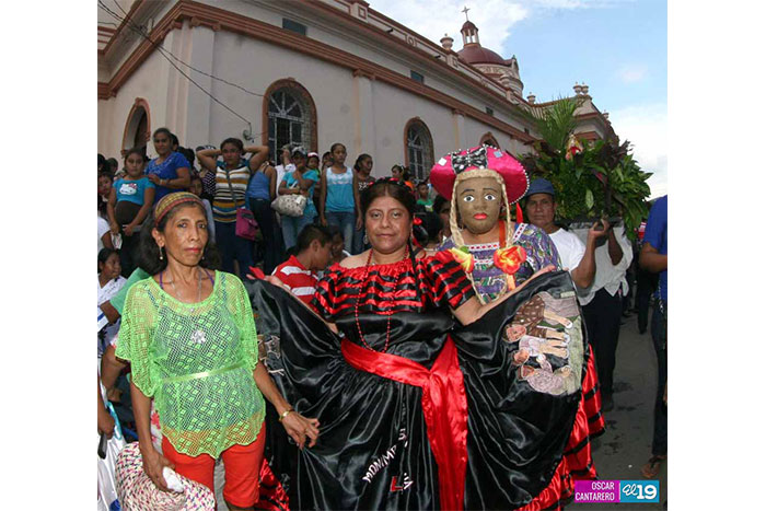 ¡Viva Tata Chombo, el doctor de los pobres!