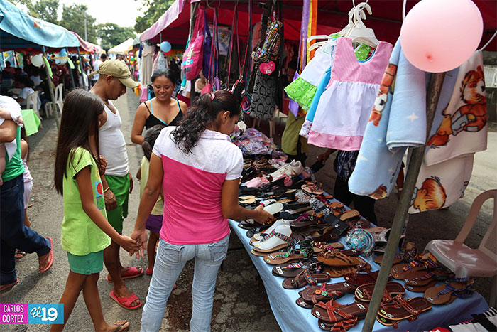 Celebran feria de economía familiar en Batahola Sur