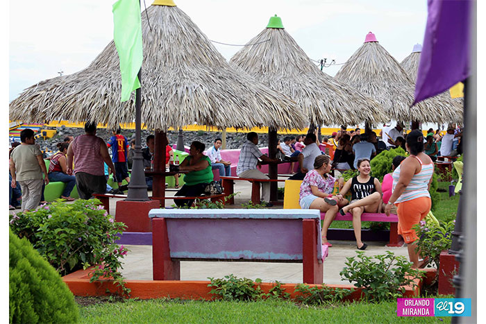 Nicaragüenses hacen suyos los espacios de convivencia familiar