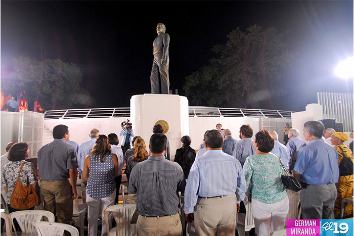 Inauguran monumento dedicado a Pedro Joaquín Chamorro