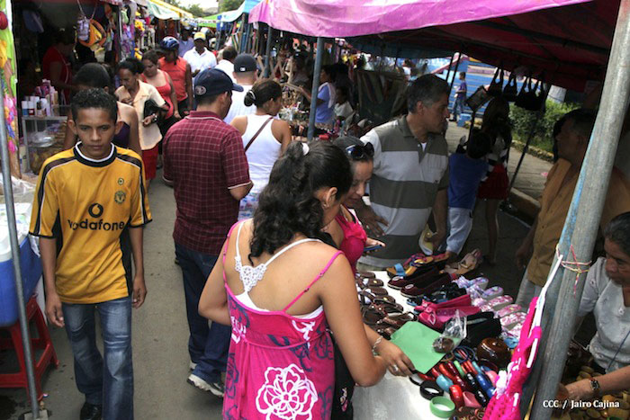 Realizan Feria de la Economía Familiar en honor a San Jerónimo