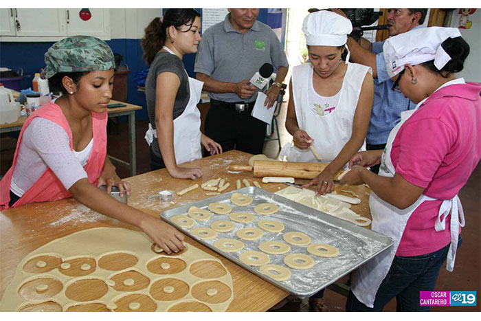 Talleres de habilitación técnica, una buena opción para las mujeres