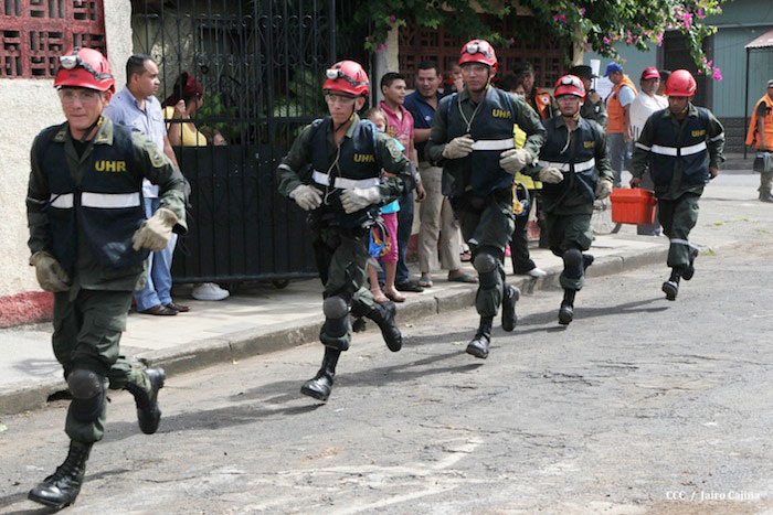 Habitantes del barrio Javier Cuadra preparados para actuar ante sismos