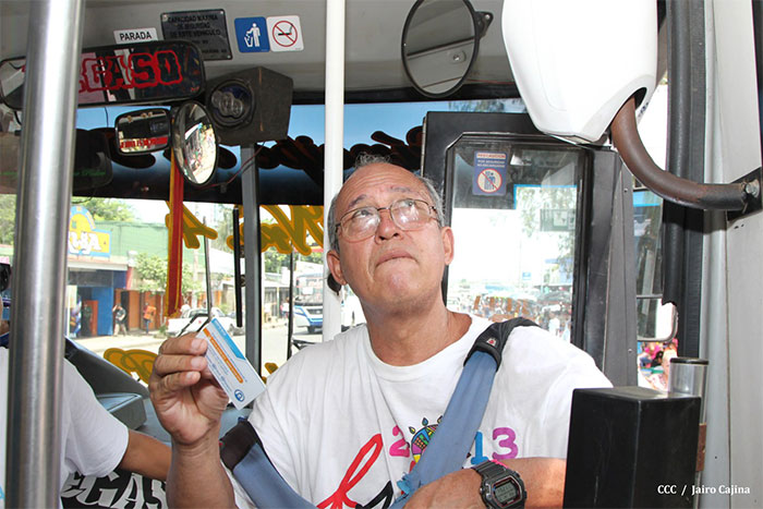 Cada vez menos personas se resisten a uso de tarjeta TUC