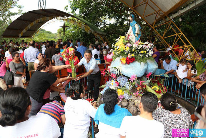 Pueblo católico celebra aniversario de la tercera aparición de la Virgen de Cuapa
