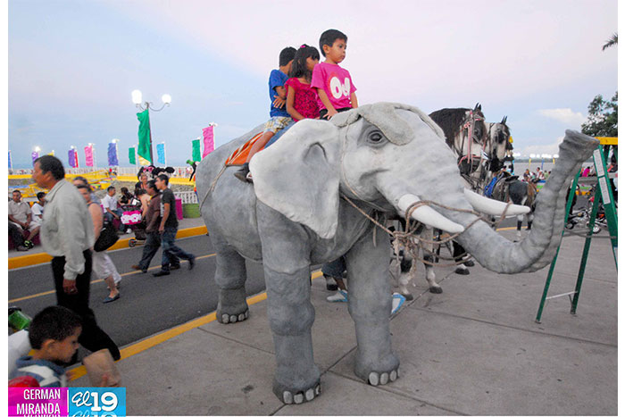 Fin de semana de completo éxito en Feria de la Economía Familiar