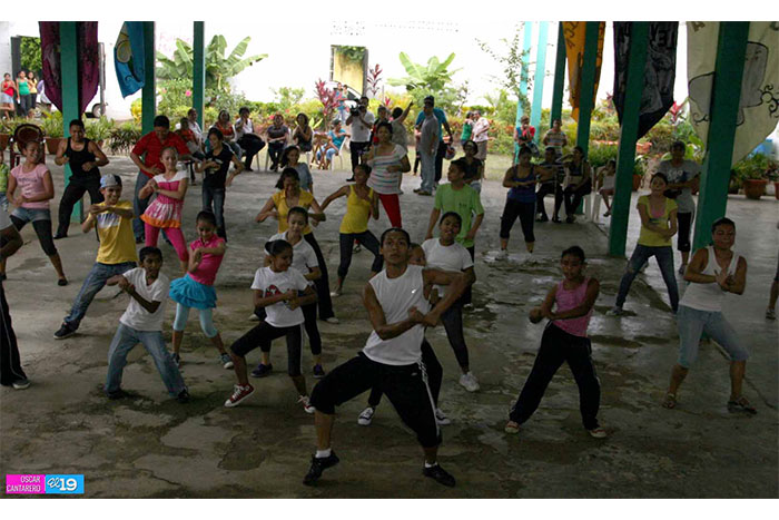 Realizan en Masaya primer Bailatón Flolklórico Nicaragüense