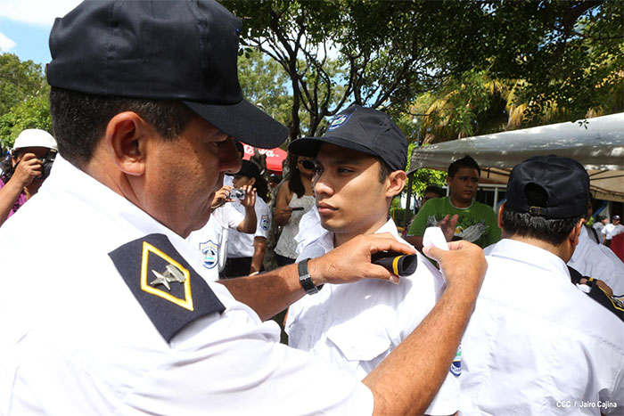 Migración y Extranjería realiza ascensos en grados militares