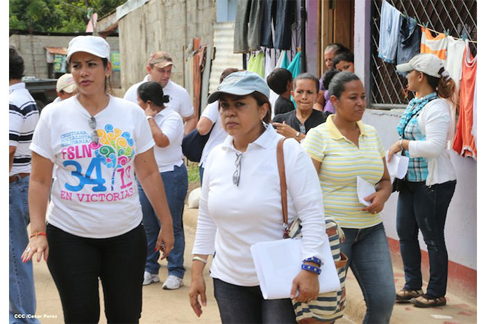 Gobierno y población hacen llamado casa a casa para prevenir el dengue