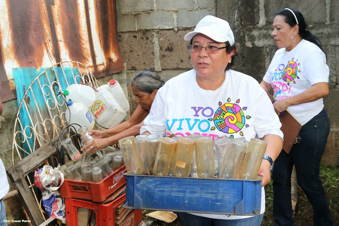 Gobierno y población hacen llamado casa a casa para prevenir el dengue