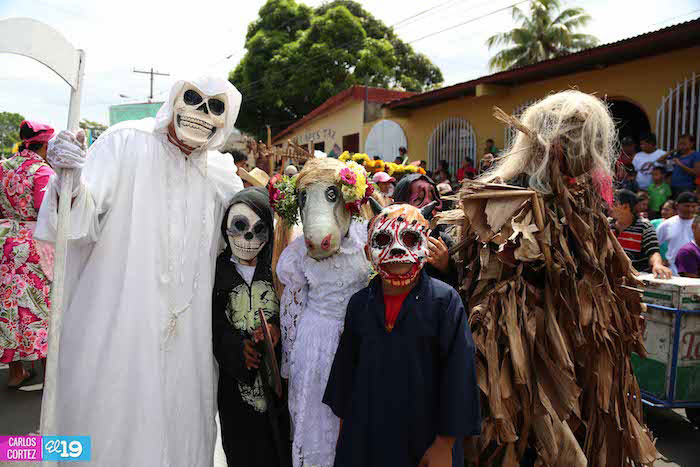 Desborde de cultura y tradición en Torovenado del Pueblo en Masaya