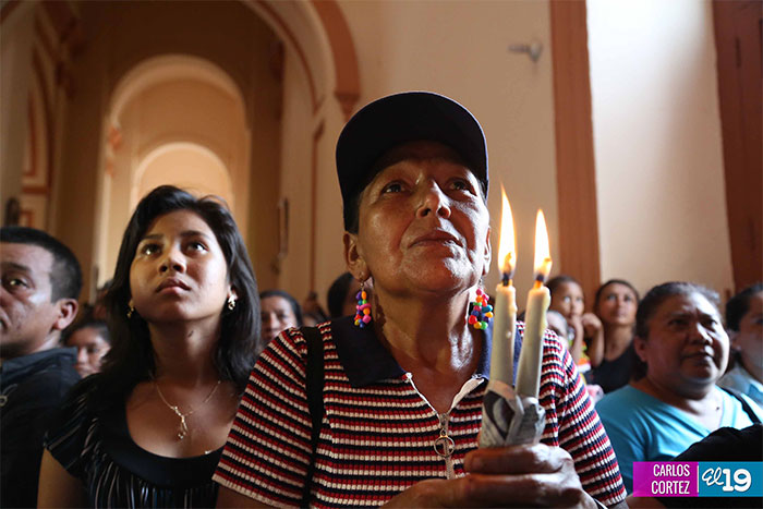 Masayas acompañan subida de San Jerónimo a su Santuario