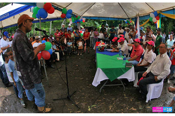 Electrificación de comunidades de Boaco y Camoapa impulsa mejores oportunidades de desarrollo a 157 familias