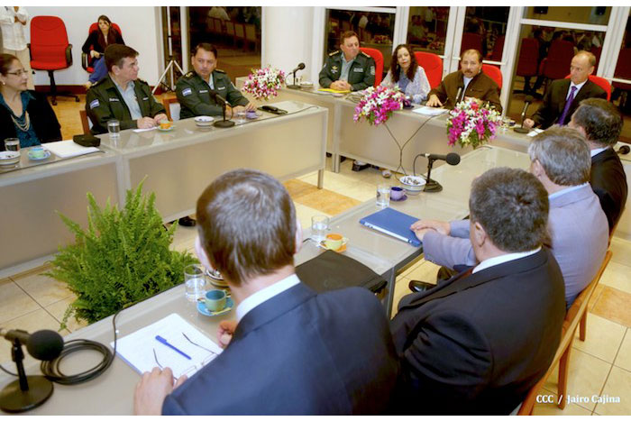 Daniel y Rosario se reúnen con delegación de la Federación Rusa