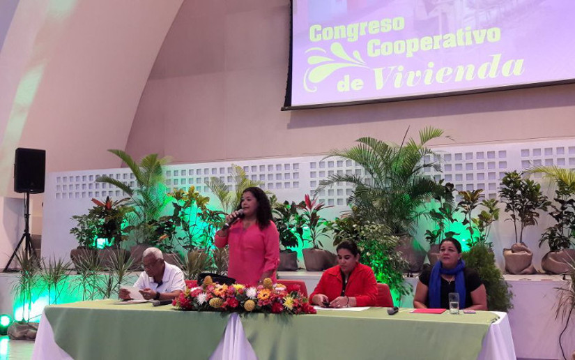 Desarrollan Congreso Cooperativo de Viviendas