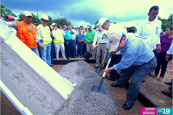 Con apoyo de México, inicia construcción de carretera Nejapa-Izapa