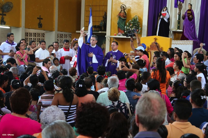 Familias celebran Fiesta de San Lázaro en Masaya