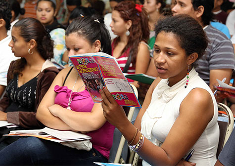 Promotoría Solidaria se capacita con nueva Cartilla de Amor para los más Chiquitos