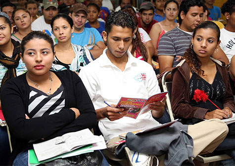 Promotoría Solidaria se capacita con nueva Cartilla de Amor para los más Chiquitos