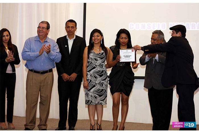 Entregan 7ma edición del Premio Nacional de Innovación 2013