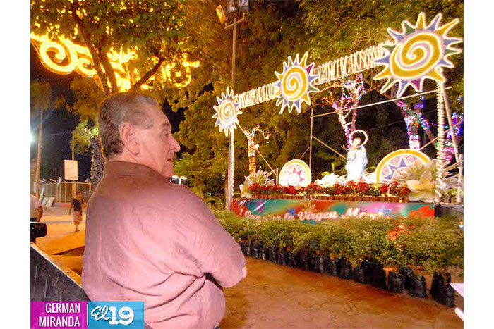 Altares en honor a la Virgen listos para recibir al Pueblo Mariano