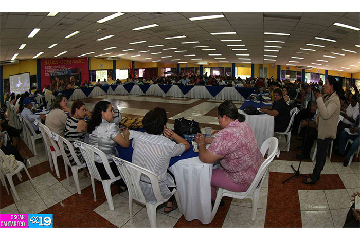 Gobierno y Alcaldías trabajan una propuesta para garantizar continuidad educativa en zonas rurales