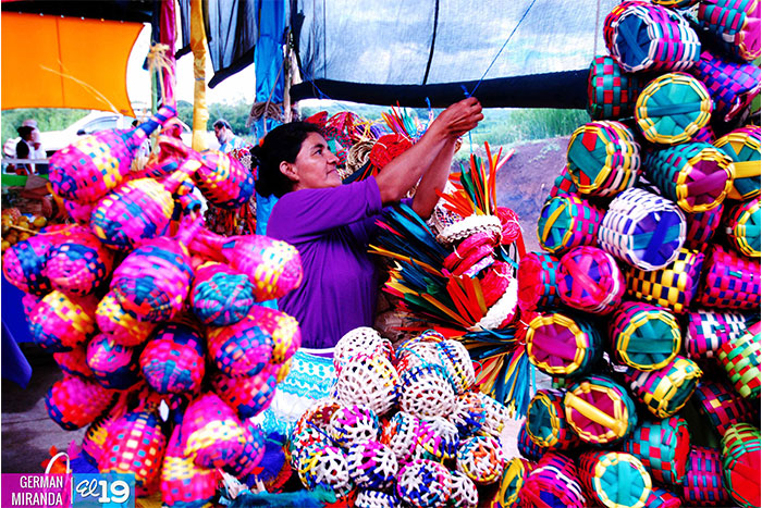 Buena venta de productos de la Purísima en Feria de la Economía Familiar