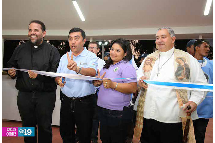 Inauguran “Tiangue la Purísima” en la Avenida de Bolívar a Chávez