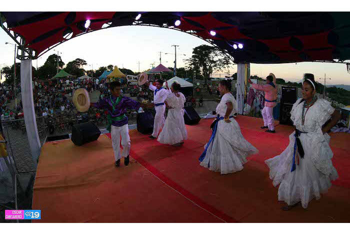 Destaca dinámica venta de productos tradicionales de La Purísima en Parque de Ferias   