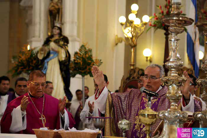 Leoneses celebran solemne misa en honor al centenario de la Provincia Eclesiástica