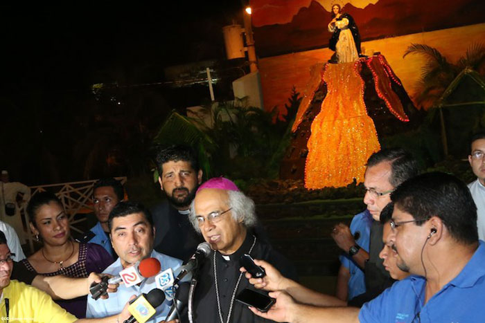 “María es la luz que ilumina nuestro andar”