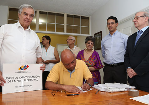 Embajador de Venezuela: “Una vez más demostraremos que vivimos en democracia”