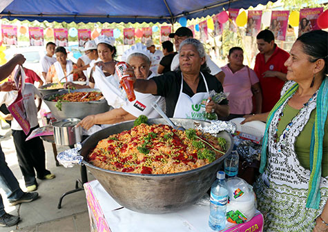 Comerciantes saludan 32 Aniversario del mercado Roberto Huembes