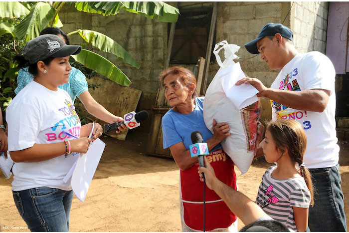 Inicia distribución de paquetes especiales navideños en la capital