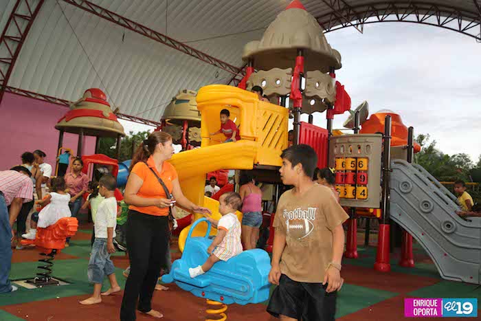 Inauguran hermoso parque infantil en Nindirí  