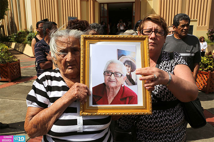 Asamblea Nacional rinde homenaje a “La Cachorra”