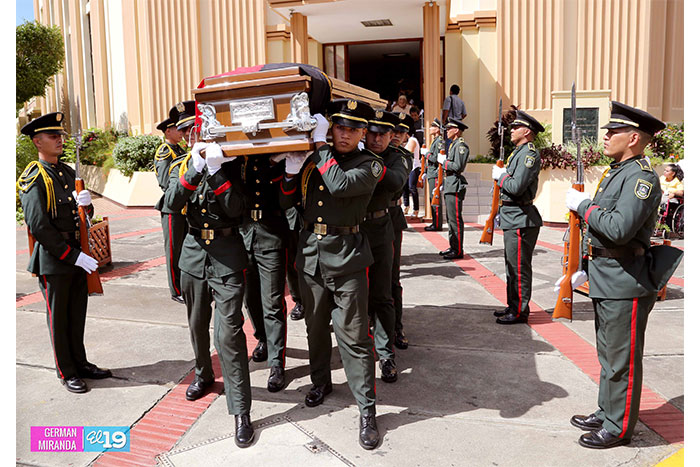 Asamblea Nacional rinde homenaje a “La Cachorra”